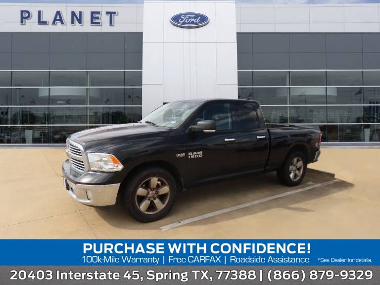 2017 RAM 1500 BIG Horn 4X2 Quad Cab 6'4 Box