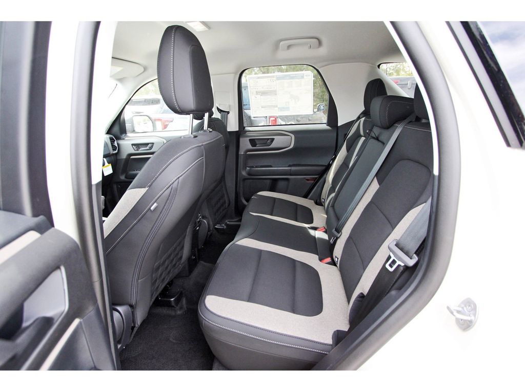 2025 Ford Bronco Sport Big Bend photo 2