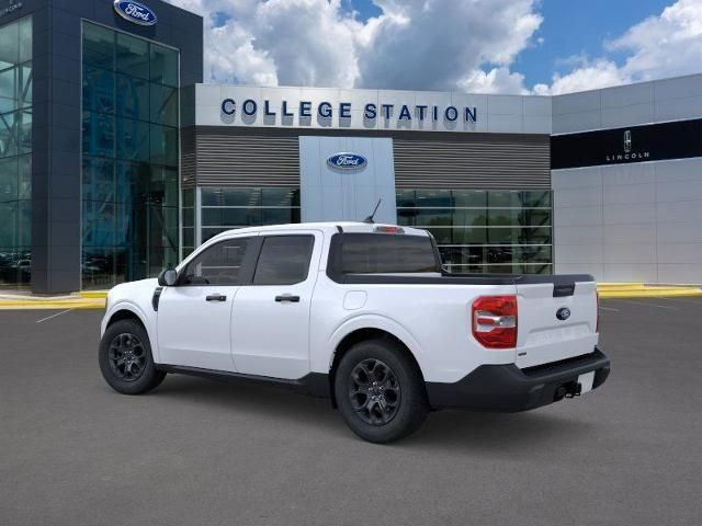 2025 Ford Maverick XLT photo 2
