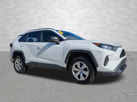 2020 Toyota RAV4 LE