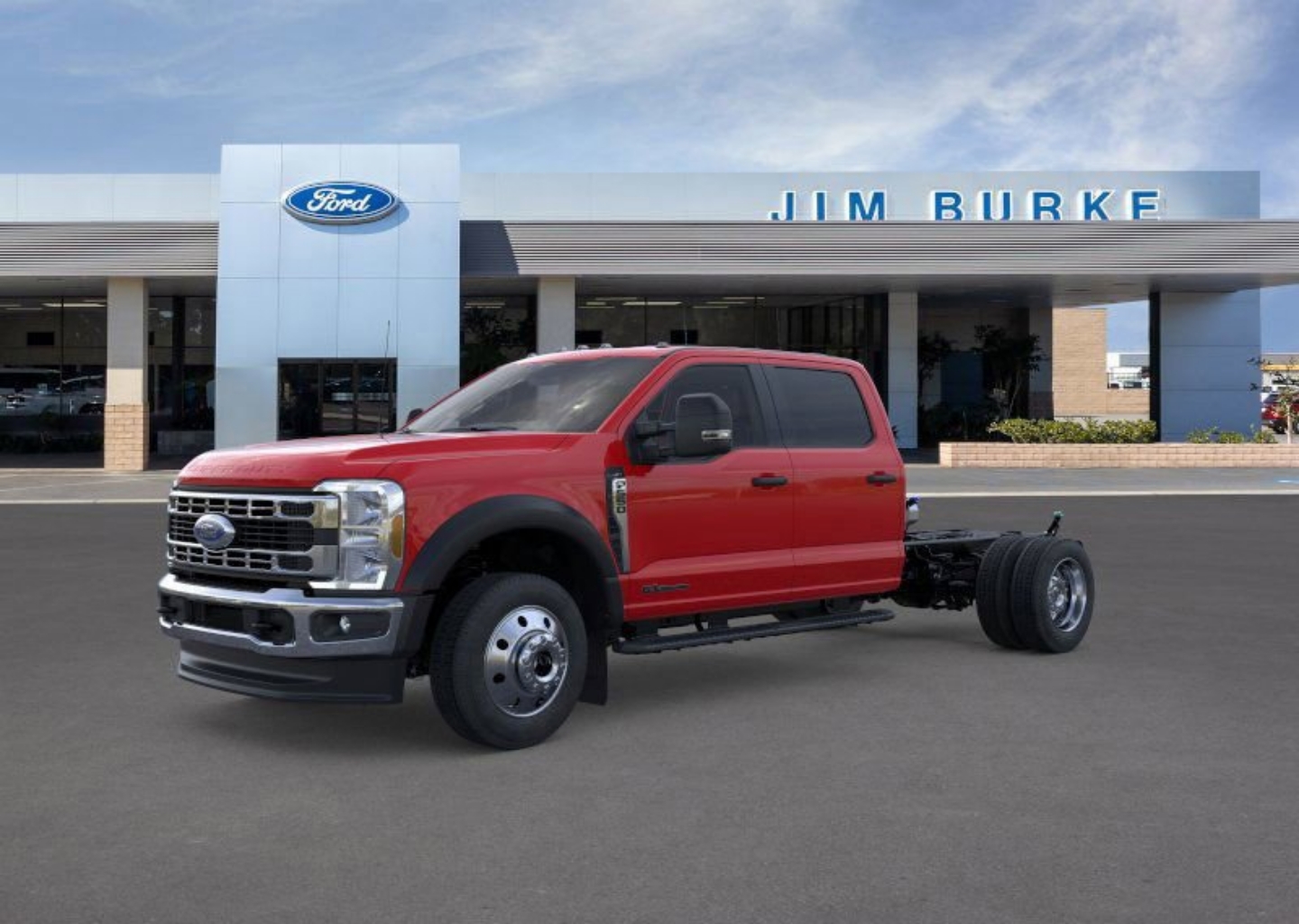 2025 Ford F-550 Super Duty Chassis Cab XLT's photo