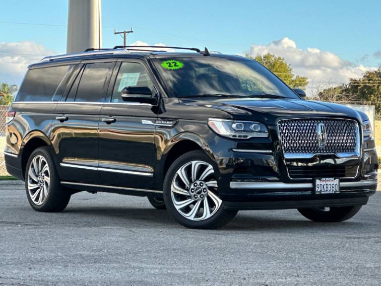 2022 Lincoln Navigator L Reserve