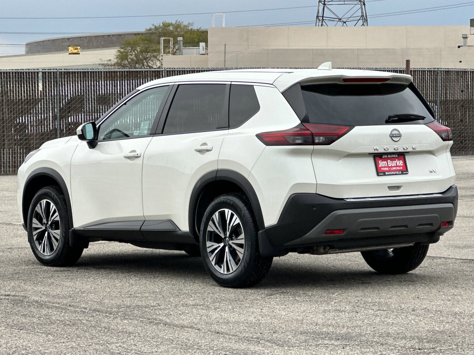 2023 Nissan Rogue SV photo 4