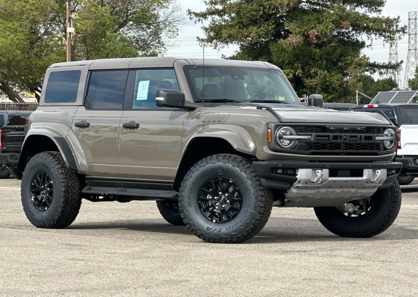 2025 Ford Bronco 4-Door Raptor's photo