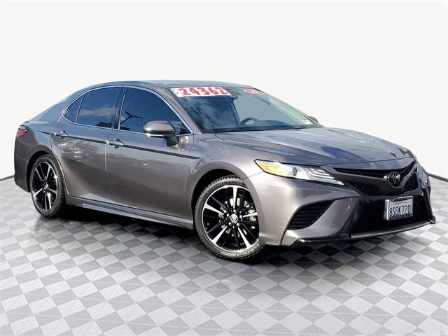 2020 Toyota Camry XSE
