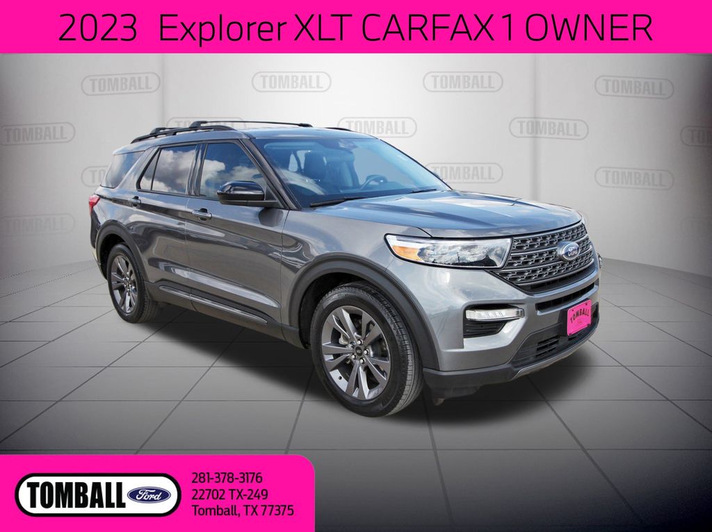 2023 Ford Explorer XLT photo 4