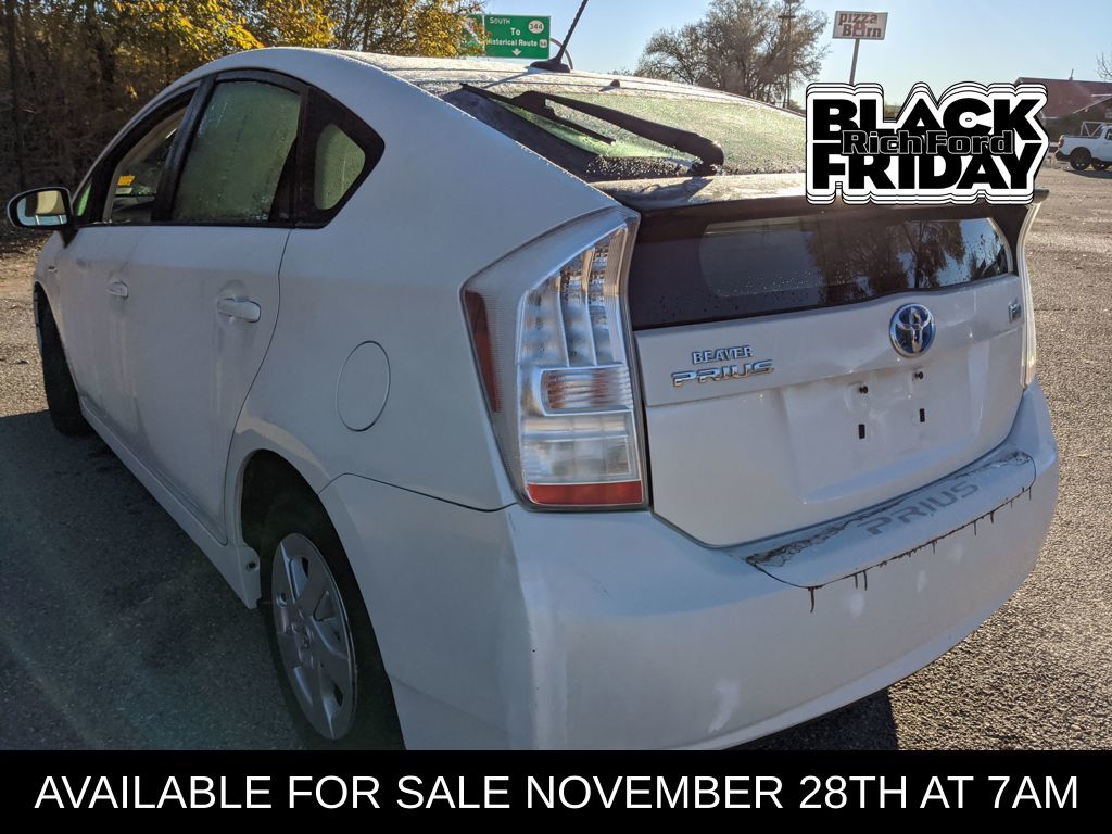 2010 Toyota Prius Two photo 3