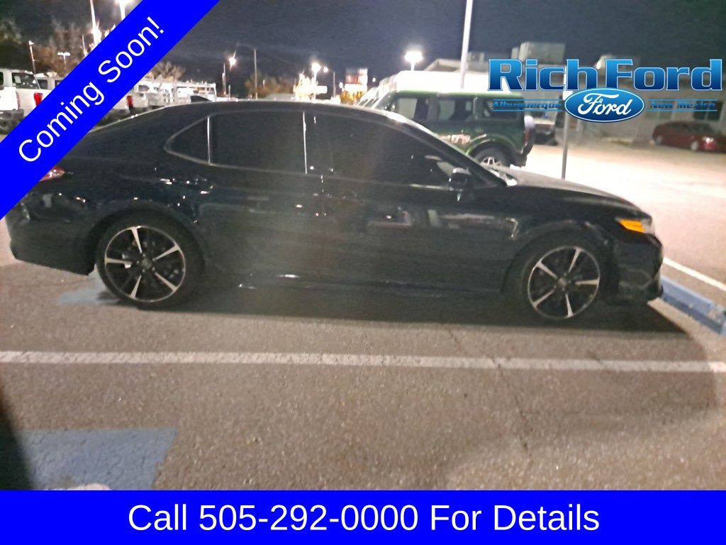 2020 Toyota Camry XSE V6 photo 2