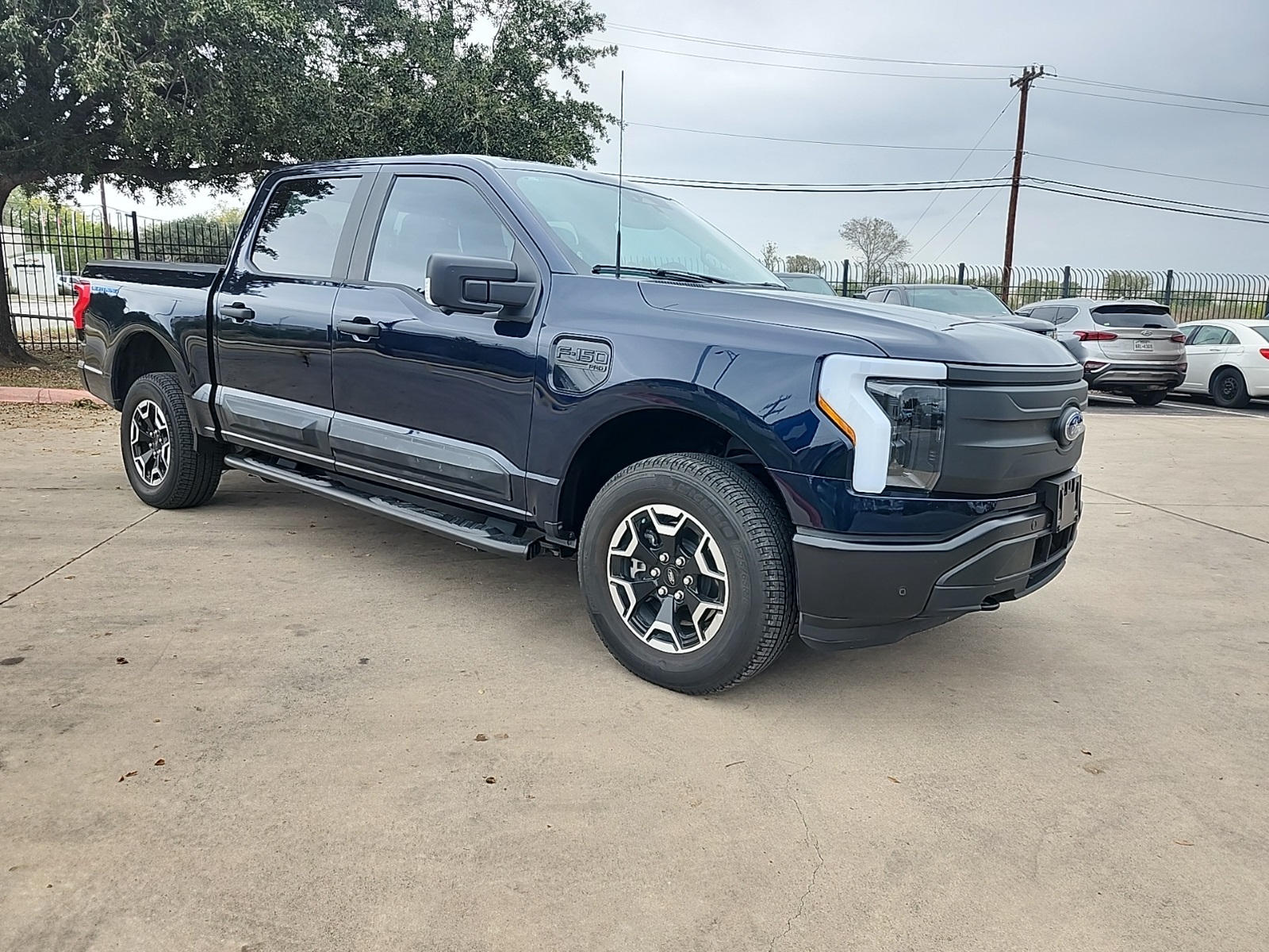 2023 Ford F-150 Lightning Pro's photo