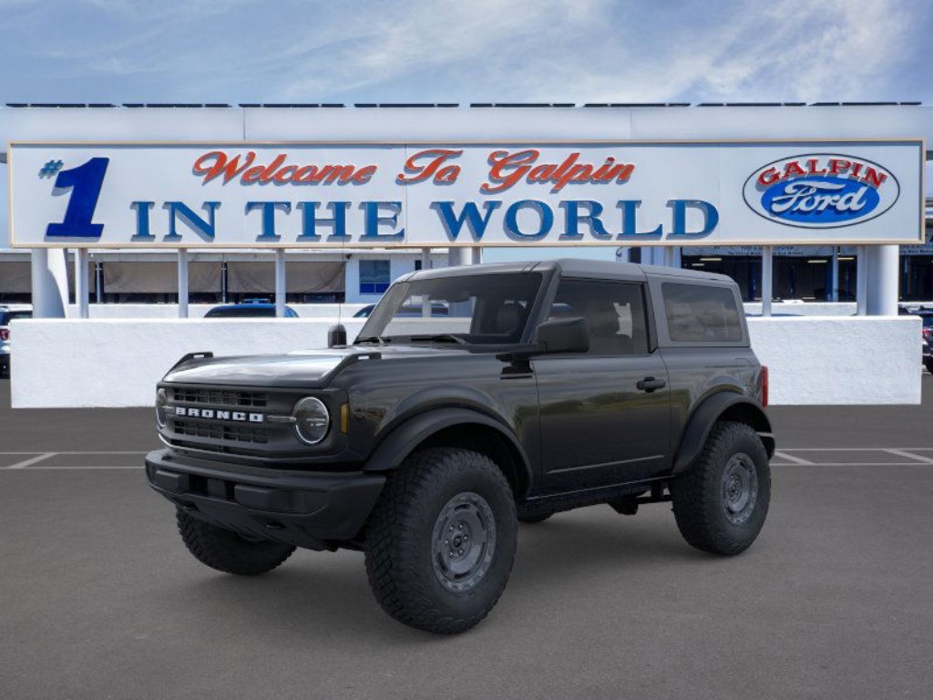 2025 Ford Bronco Base
