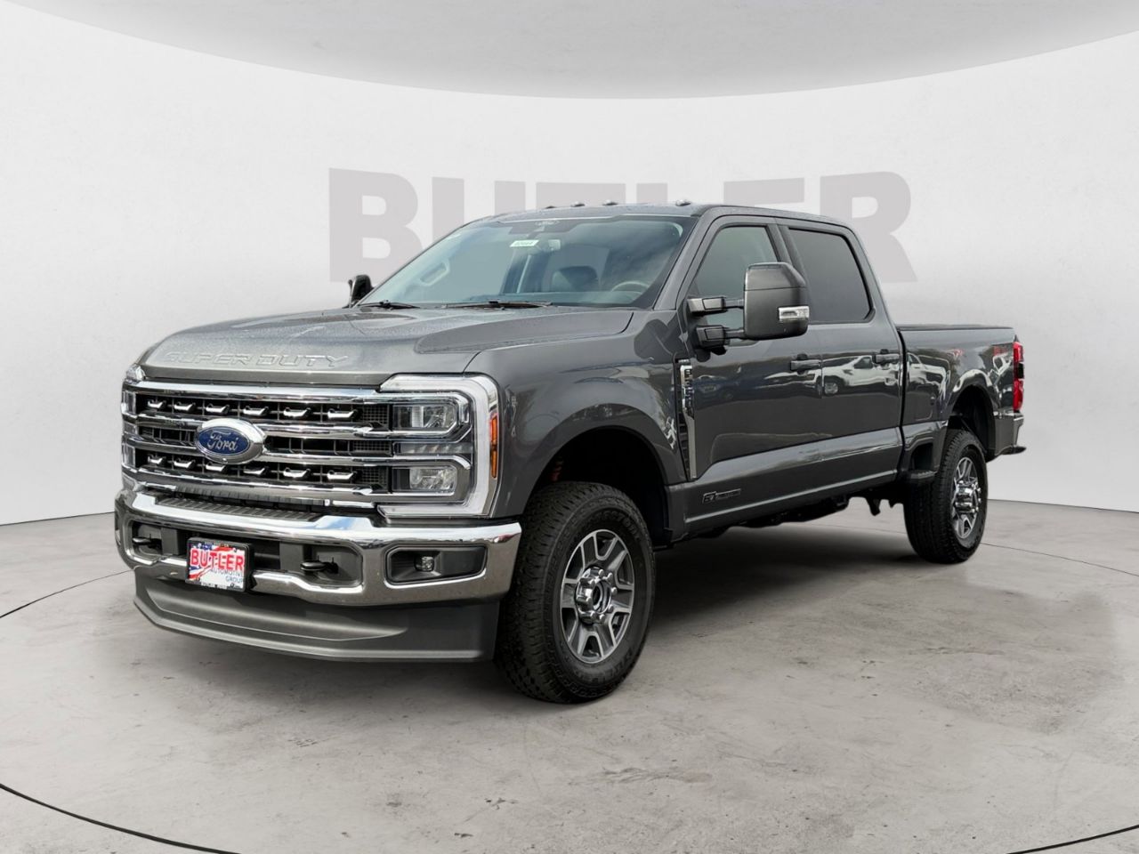 2026 Ford F-350 Super Duty Lariat's photo