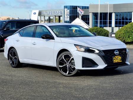 2025 Nissan Altima 2.5 SR