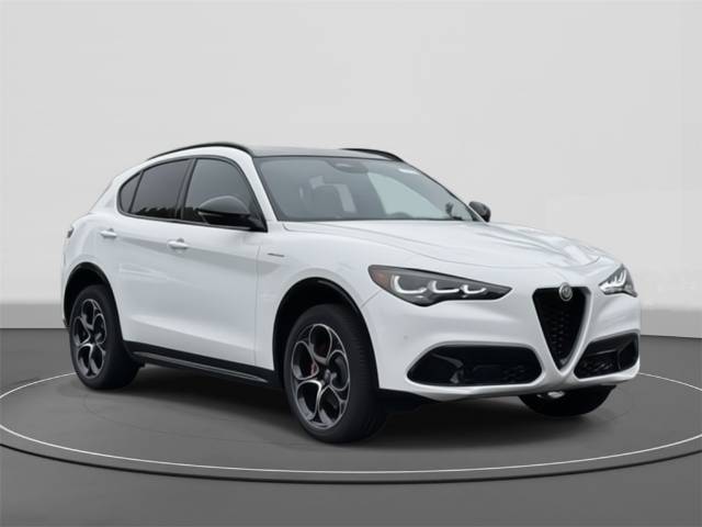 2025 Alfa Romeo Stelvio Sprint