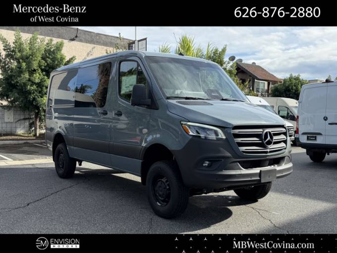 2026 Mercedes-Benz Sprinter 2500 Cargo 144 WB