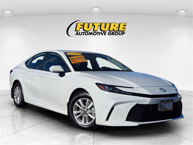 Used 2025 Toyota Camry LE