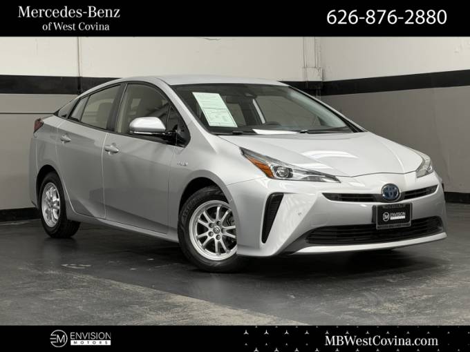 2020 Toyota Prius LE