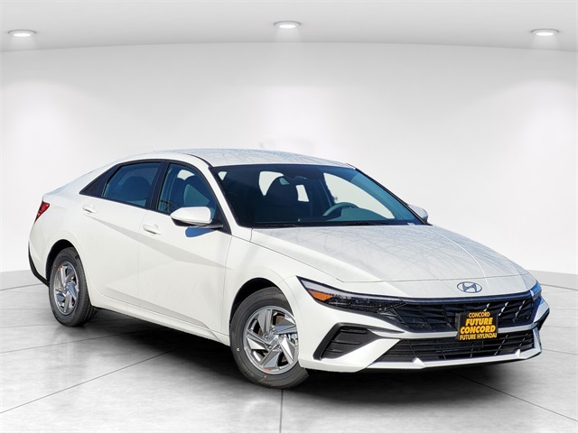 New 2026 Hyundai Elantra SE