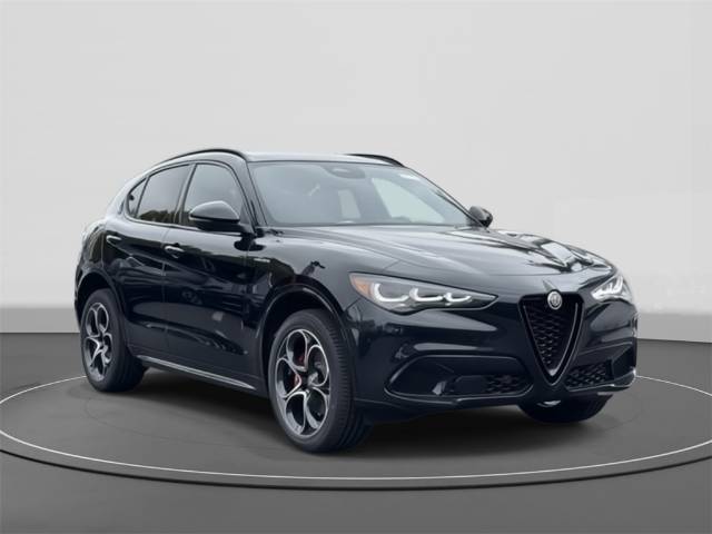 2025 Alfa Romeo Stelvio Sprint