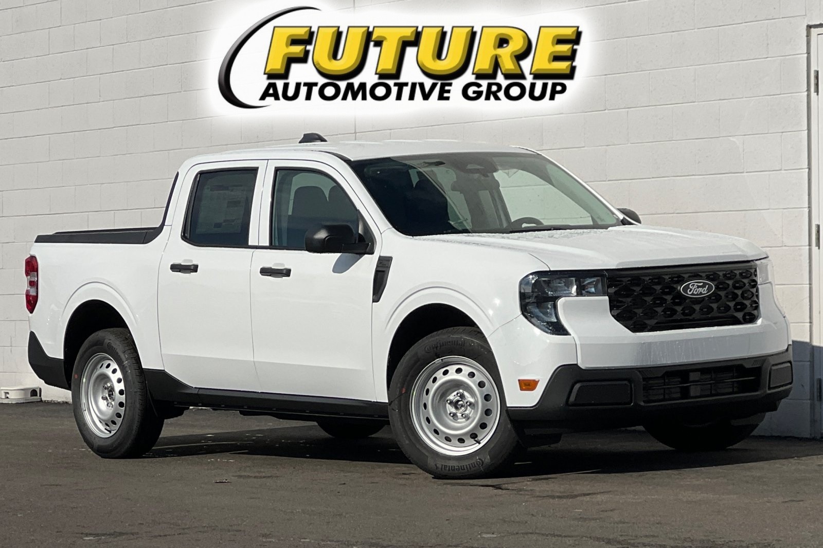 2025 Ford Maverick XL's photo