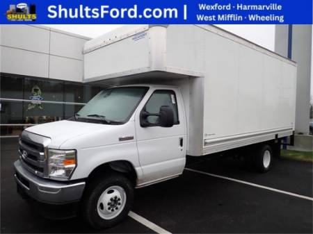 2026 Ford E-450SD Base