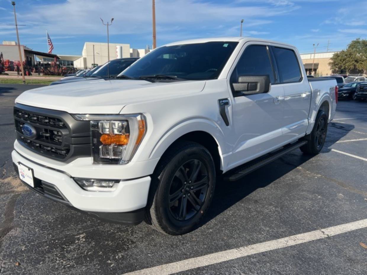2023 Ford F-150 XLT's photo