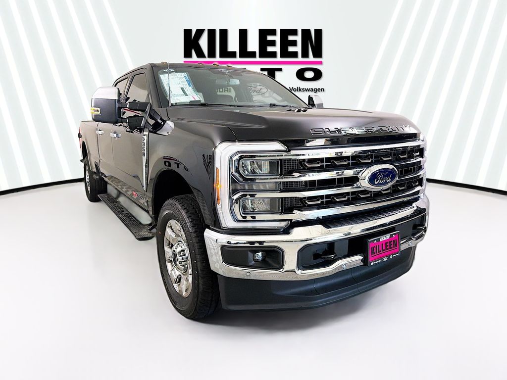 2025 Ford F-350 Super Duty King Ranch's photo