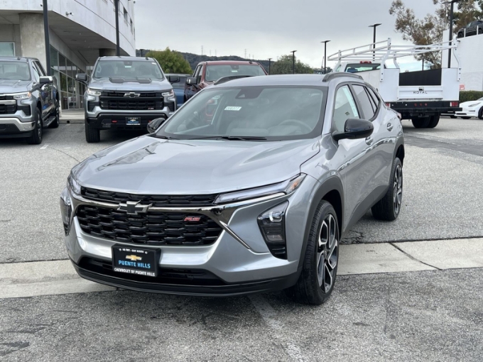 2026 Chevrolet Trax RS's photo