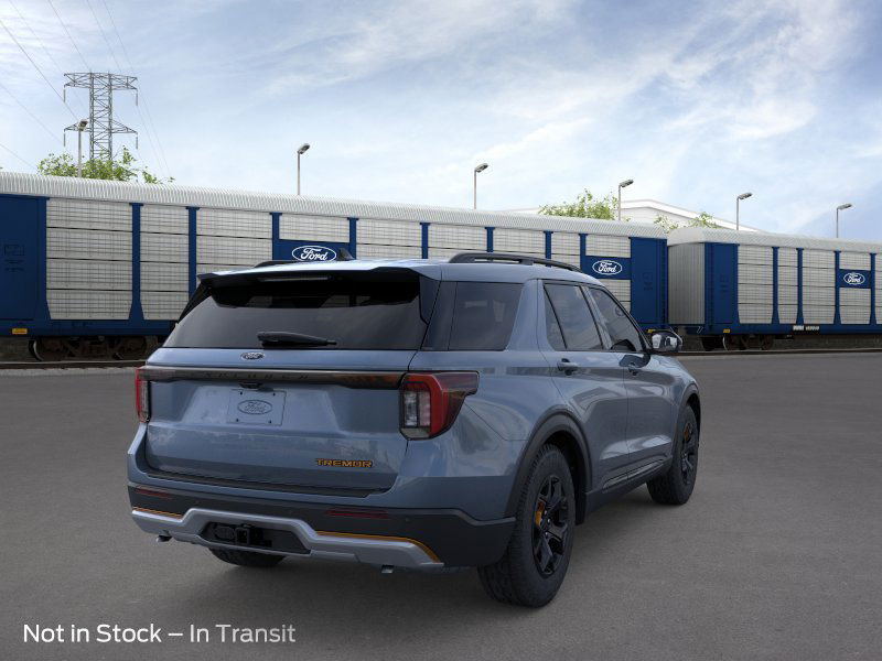 2026 Ford Explorer photo 4