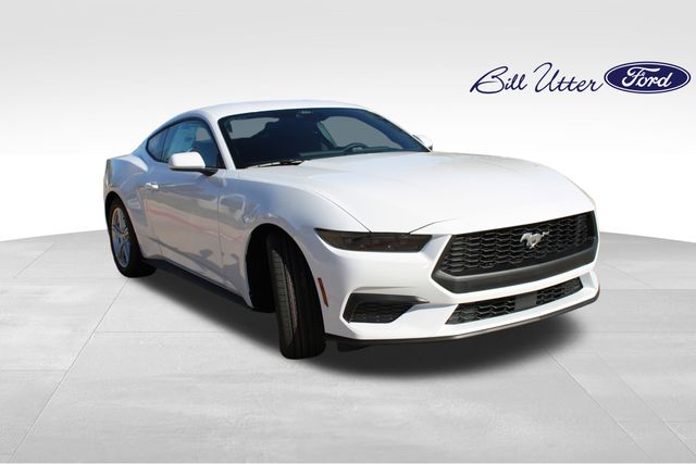 2026 Ford Mustang photo 2