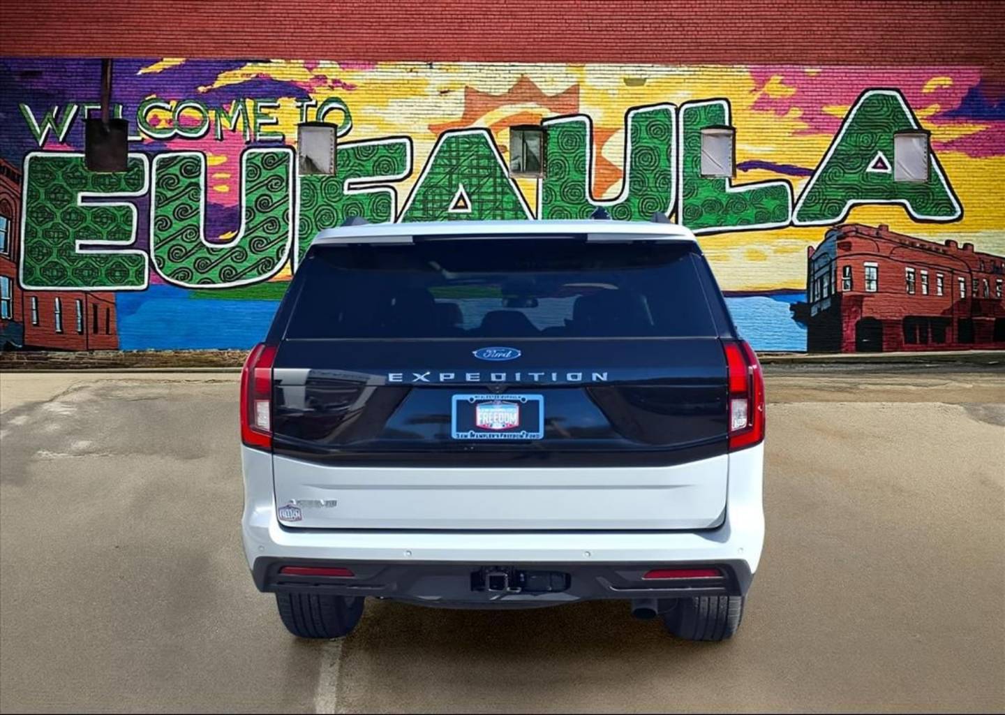 2025 Ford Expedition Active - Photo 6