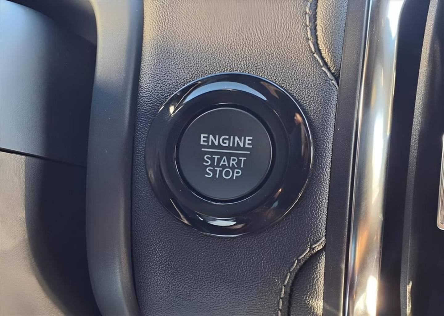 2025 Ford Expedition Active - Photo 17