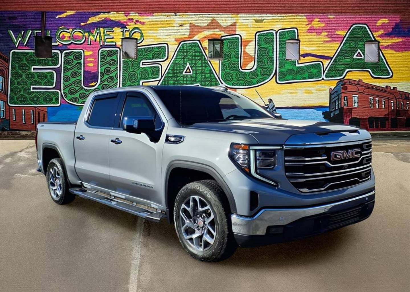 2024 GMC Sierra 1500 SLT's photo