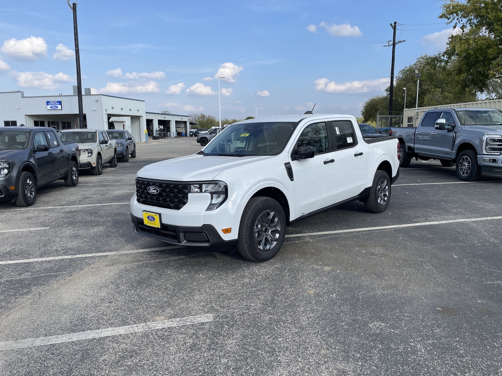 2025 Ford Maverick XLT's photo
