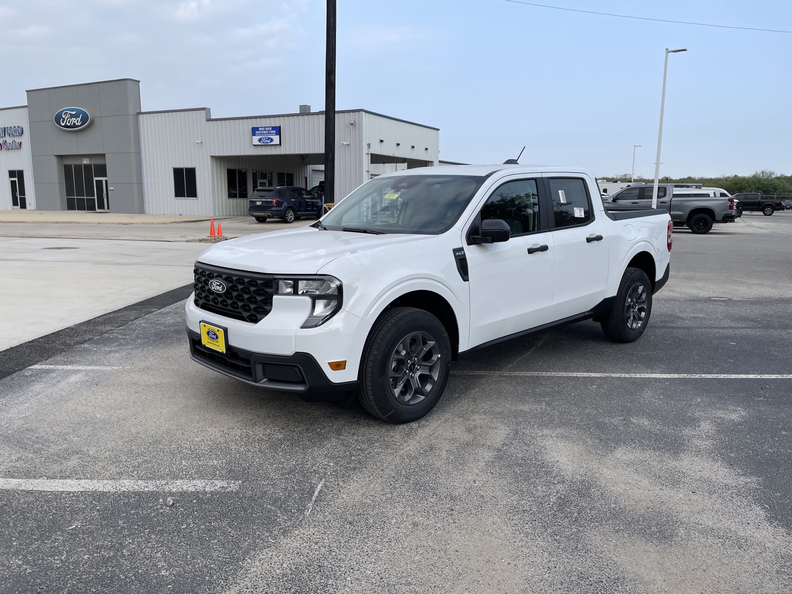 2025 Ford Maverick XLT's photo