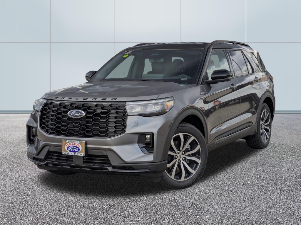2025 Ford Explorer ST Line