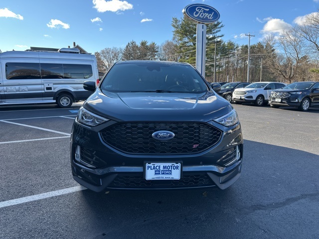 2022 Ford Edge ST photo 2