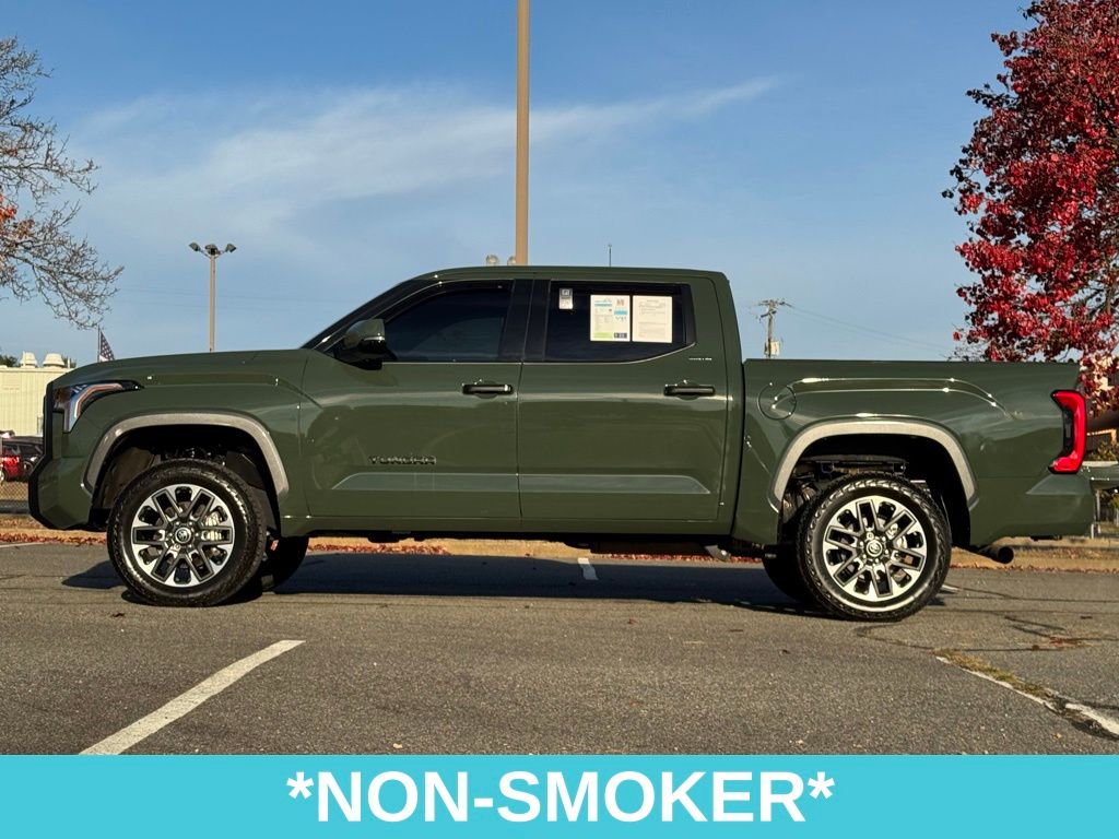 2023 Toyota Tundra Limited photo 3