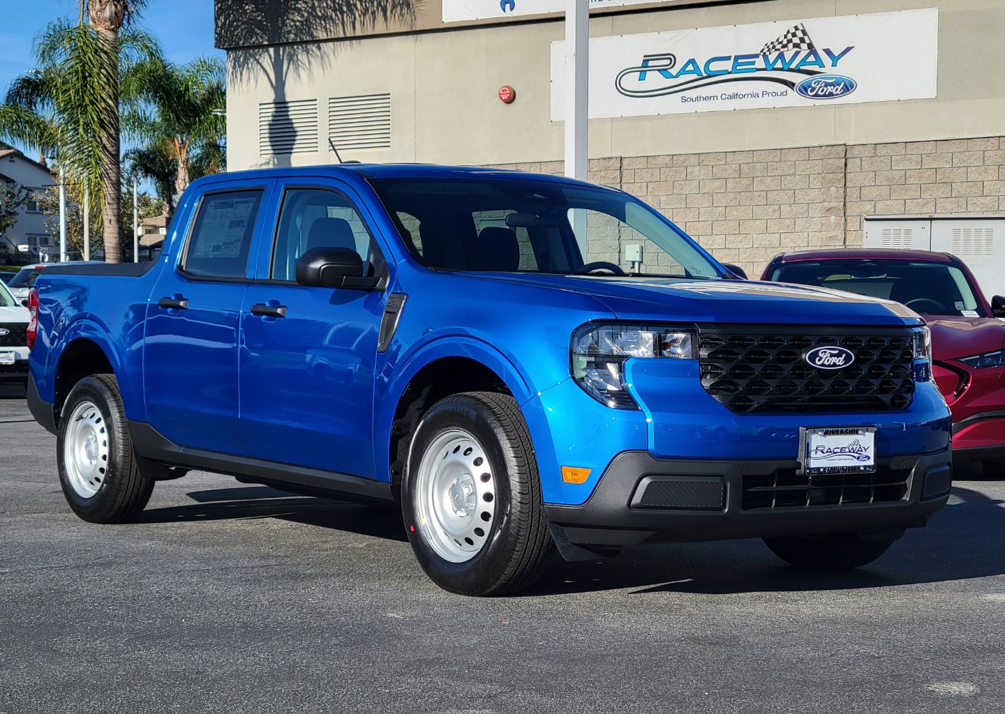 2025 Ford Maverick XL's photo