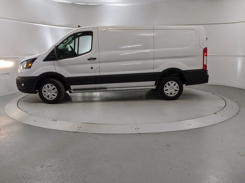 2024 Ford Transit Cargo Van photo 4