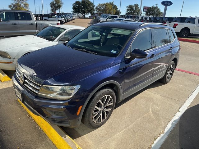 2021 Volkswagen Tiguan S photo 2