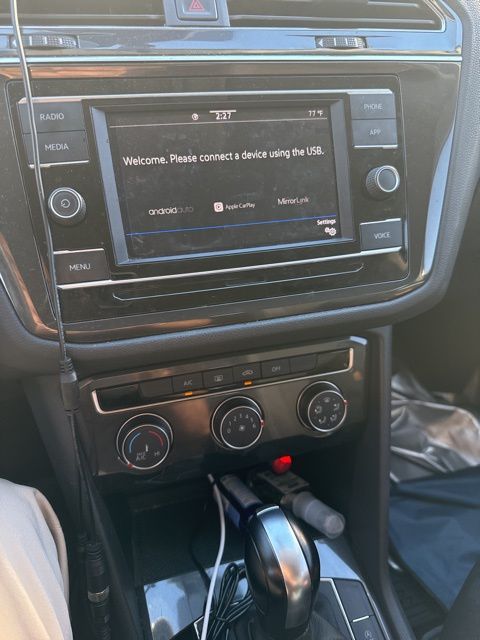 2021 Volkswagen Tiguan S photo 4