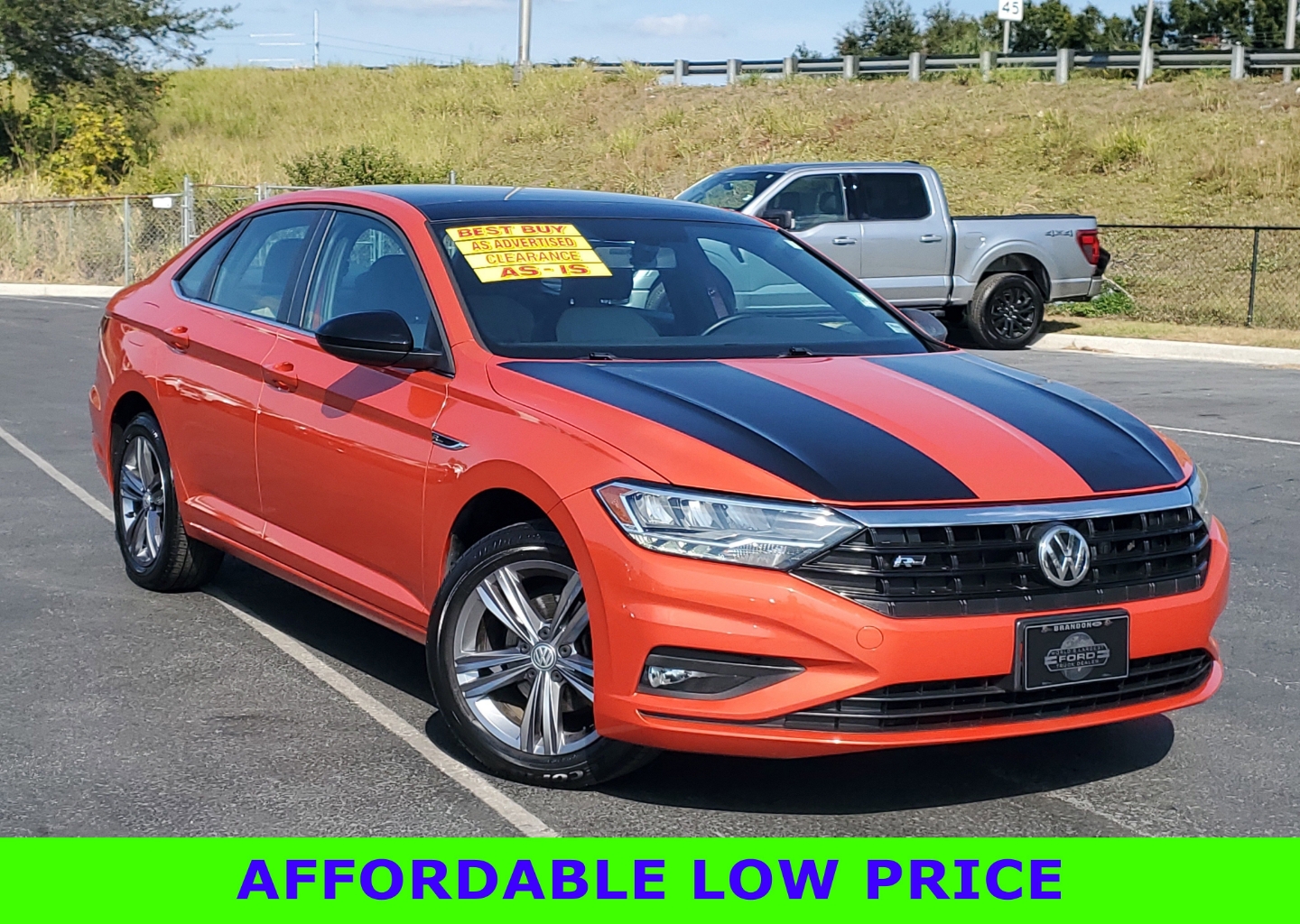 2019 Volkswagen Jetta R-Line's photo