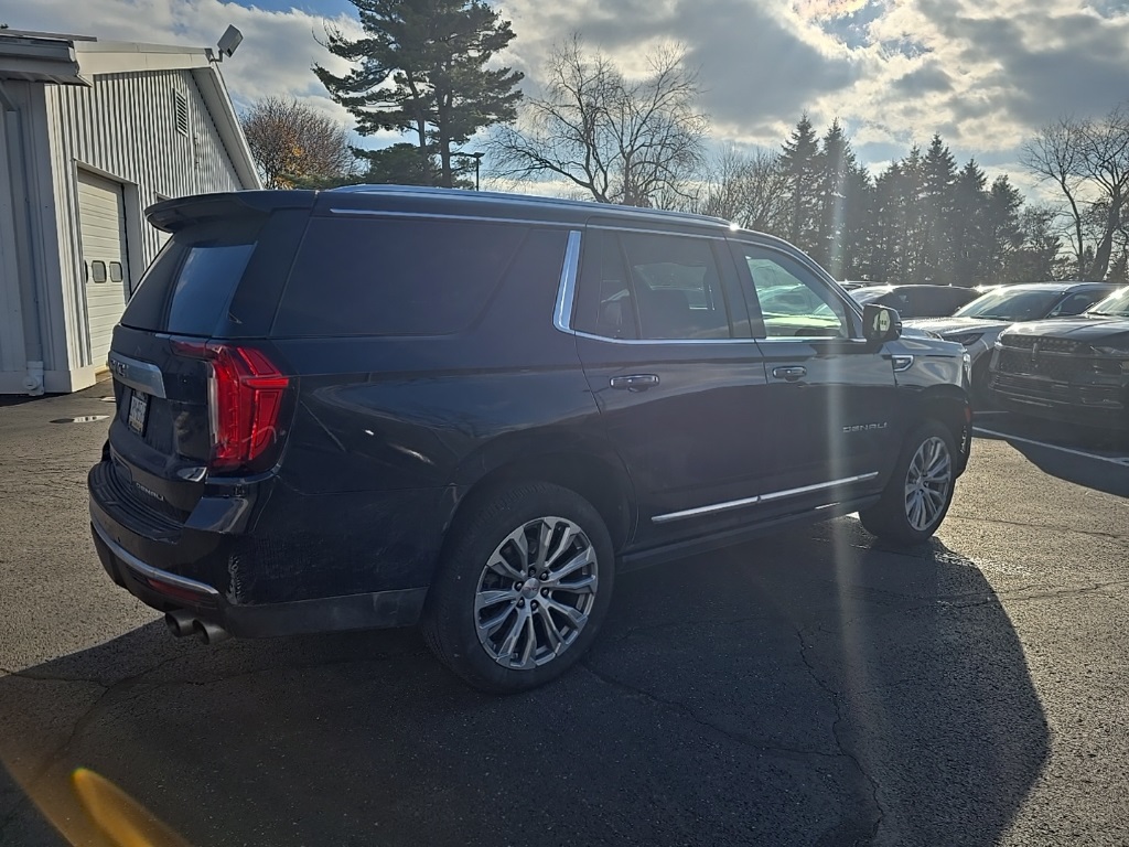 2021 Gmc Yukon Denali photo 4
