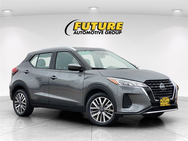 Used 2024 Nissan Kicks SV