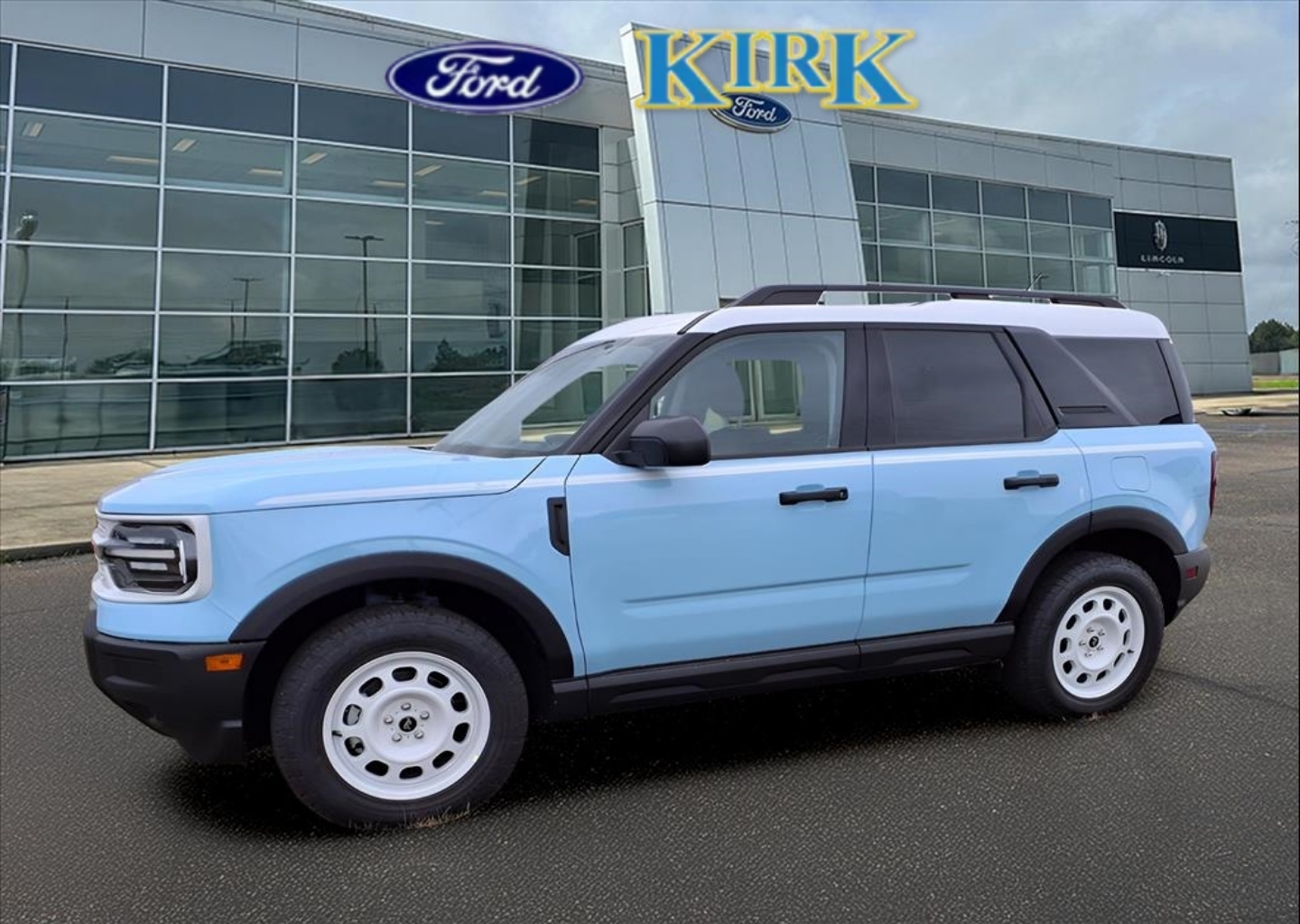 2025 Ford Bronco Sport Heritage's photo