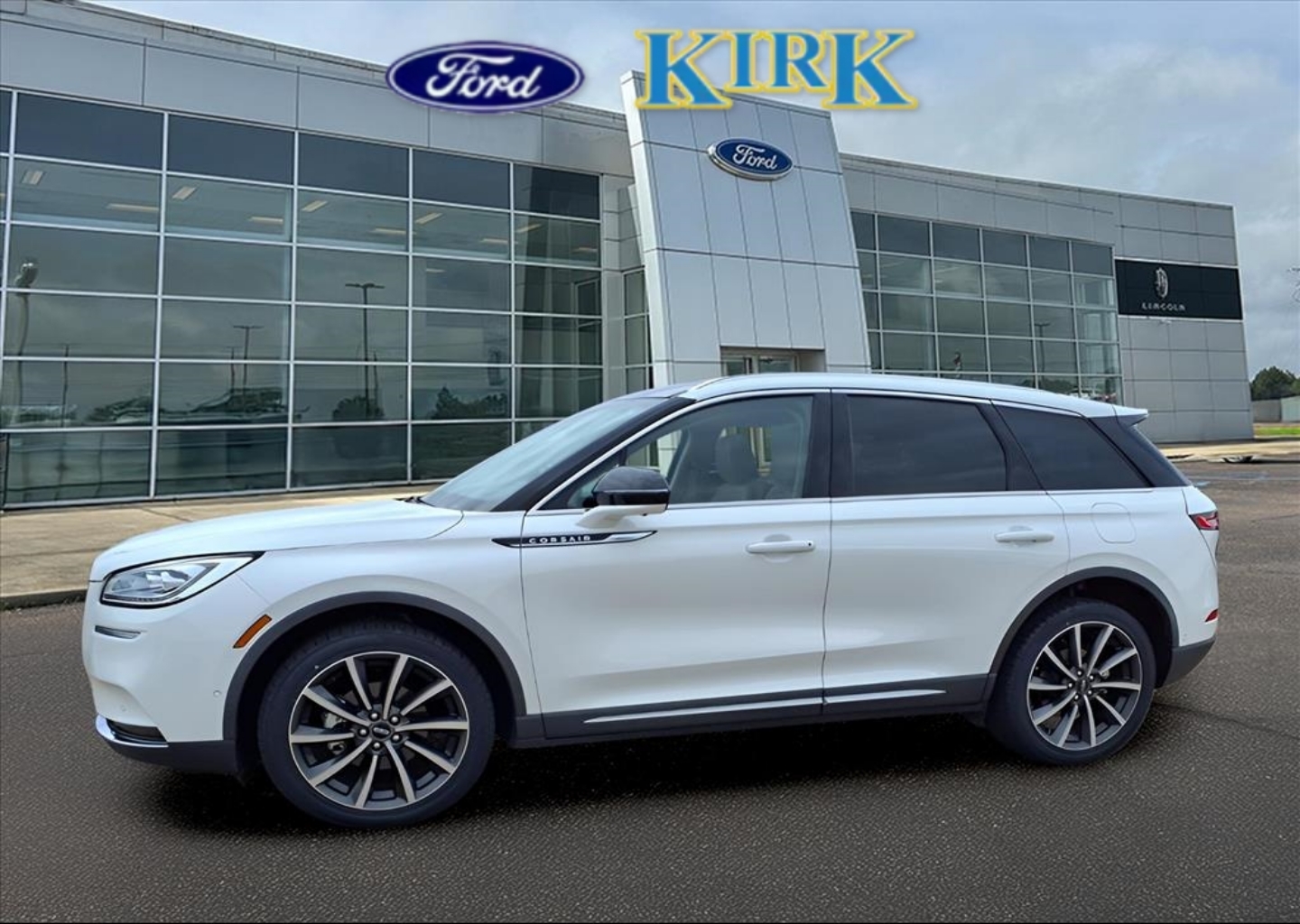 2020 Lincoln Corsair Reserve's photo