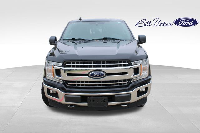 2020 Ford F-150 XLT photo 2