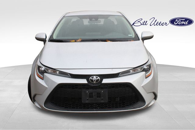 2022 Toyota Corolla LE photo 2