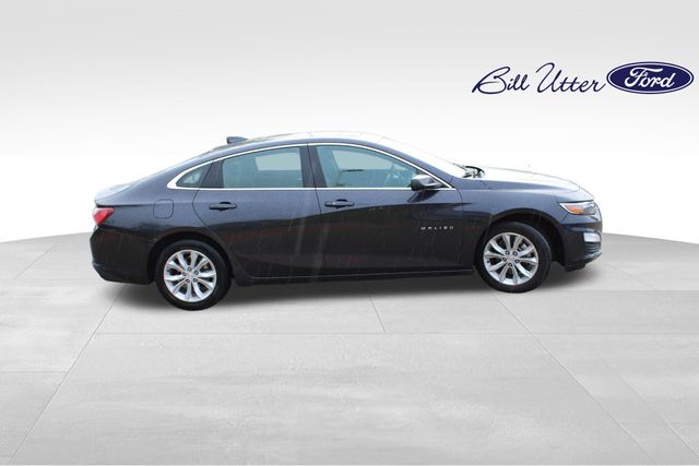 2022 Chevrolet Malibu 1LT photo 4