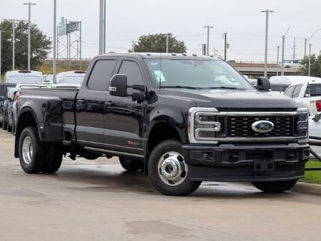 2026 Ford Super Duty F-350 DRW Platinum